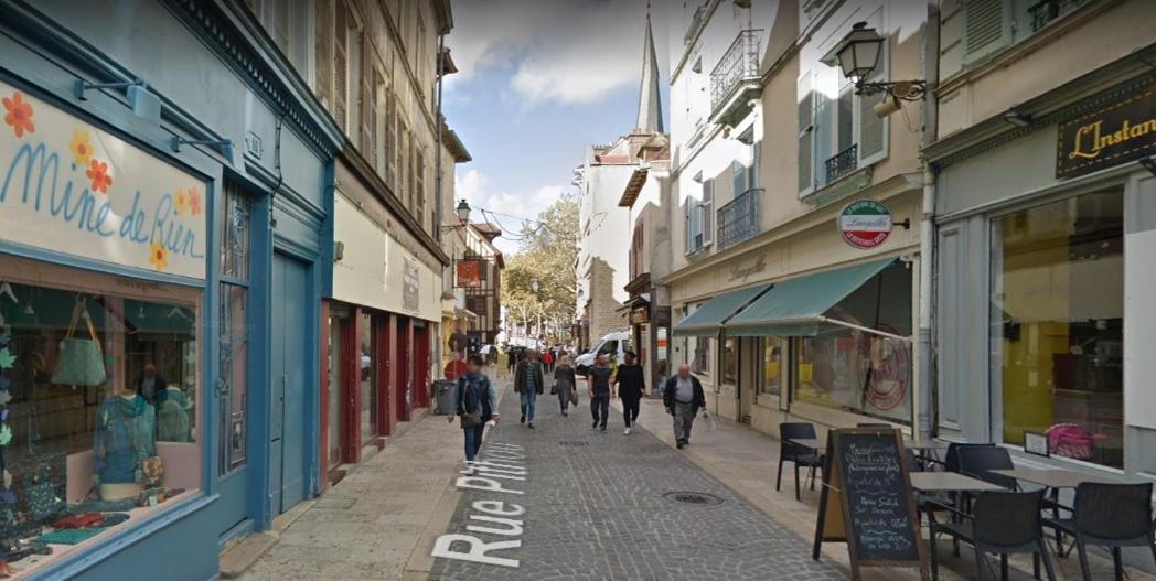 Appartement Avec Balneo Et Sauna Privatif - Le Rose Cuivre Troyes Exterior foto